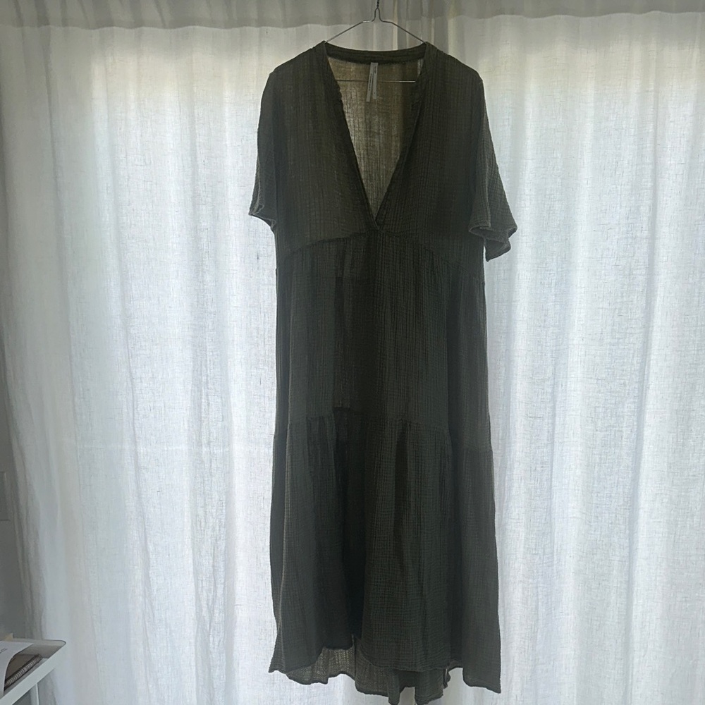 Kallie Flowy Green Maxi in Gauze Cotton by Anthropologie